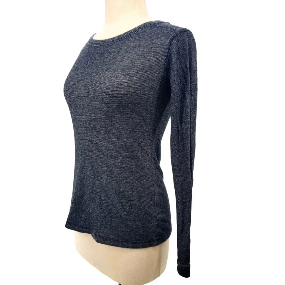 Forever 21 Sm Shirt Long Sleeve Top Lightweight Sweater Minimalist Pullover Gray